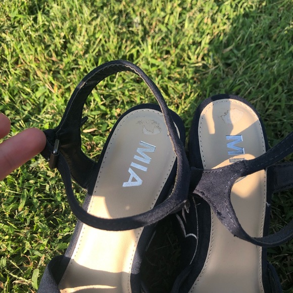 NWOT platform heels wedges - Picture 6 of 12